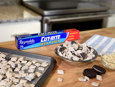 Cookies & Cream Puppy Chow | Reynolds Brands