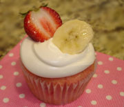 Strawberry Banana Cupcakes | Reynolds Brands