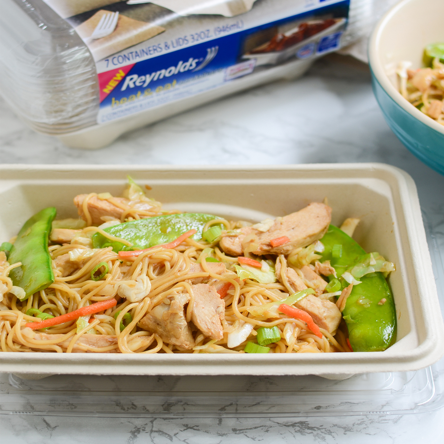 Chicken Lo Mein | Reynolds Brands