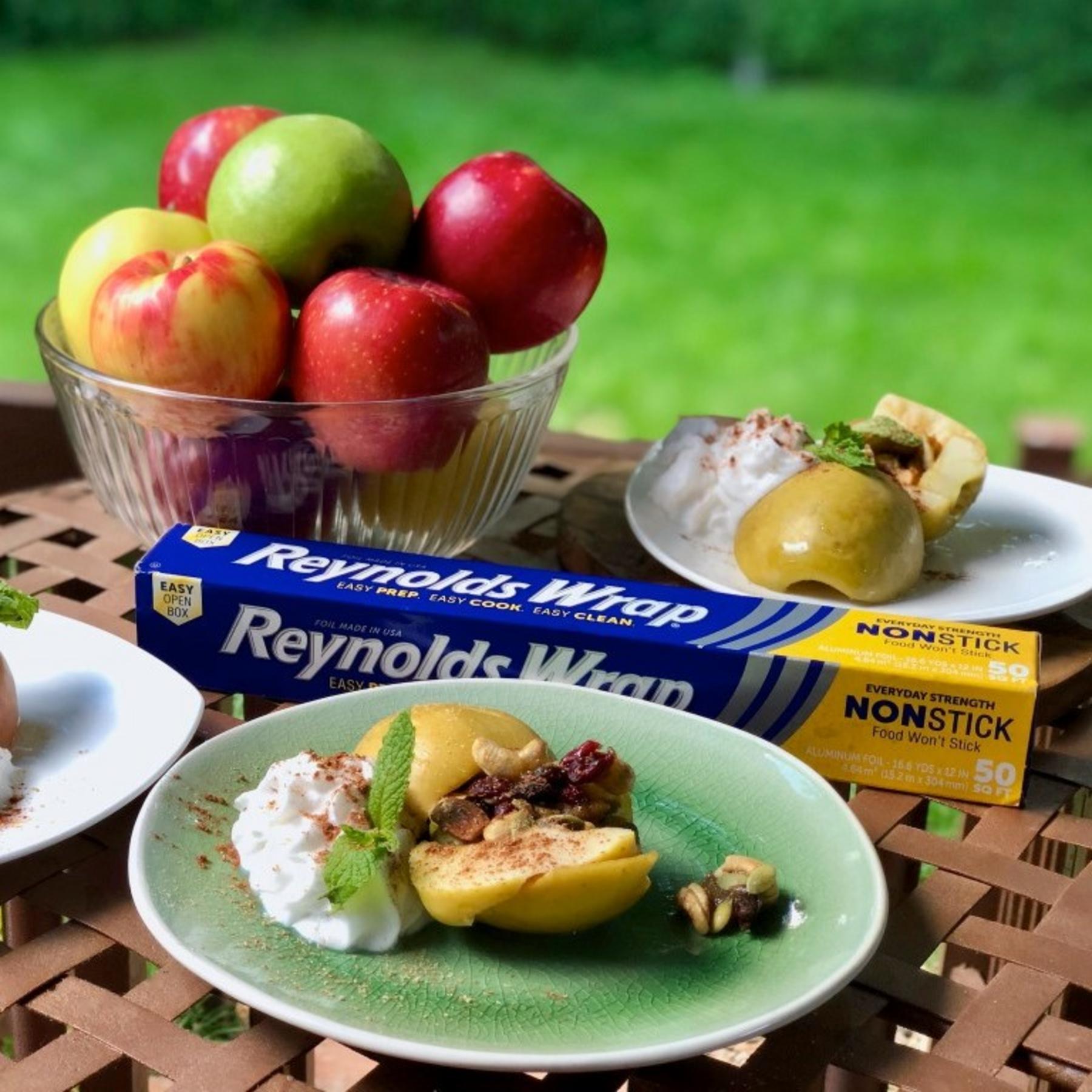 Grilled Cinnamon Apple Packets | Reynolds Brands
