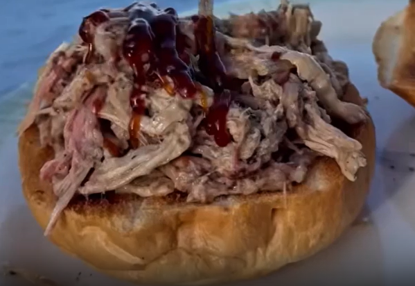 Pulled Pork Sandwiches | Reynolds Brands