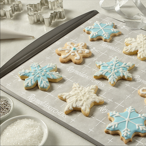 Snowflake Sugar Cookies with Decorating Icing | Reynolds Brands