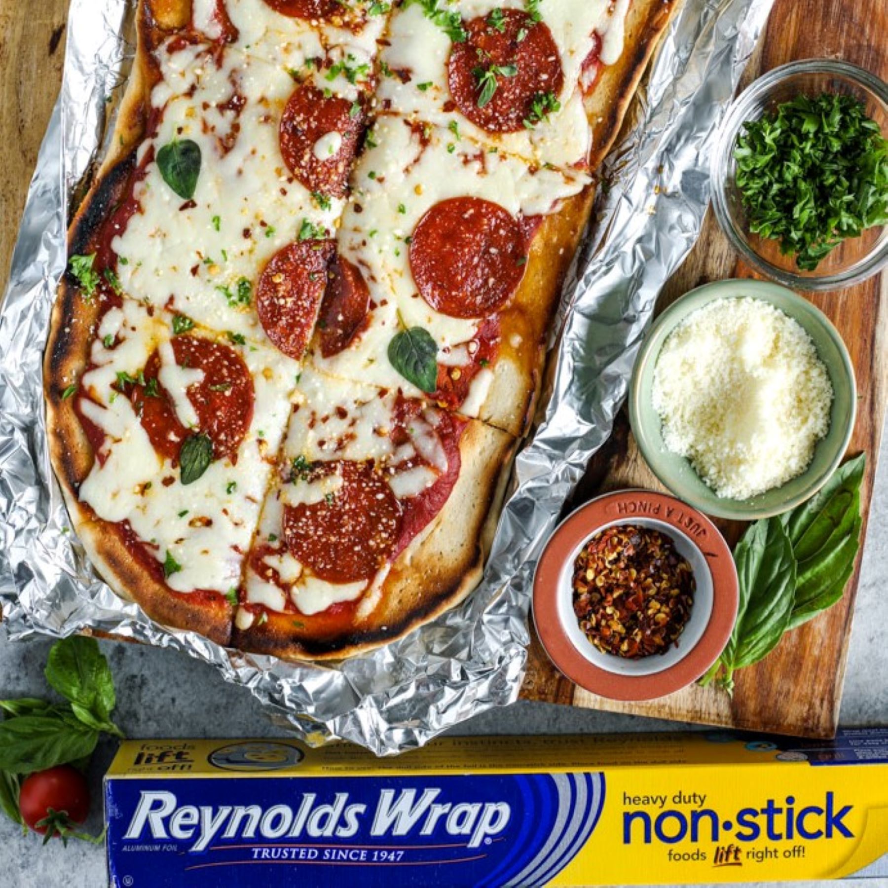 Grilled Pizza | Reynolds Brands