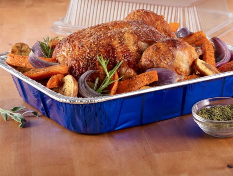 https://www.reynoldsbrands.com/sites/default/files/styles/gc_cta_two_columns/public/2022-05/RK_DAP_10lbRoaster_RoastedChicken_Lid.jpg?itok=uEC4yZ2w