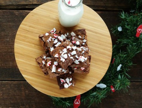 candy-cane-brownies