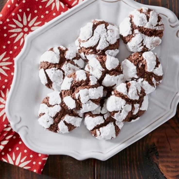 Chocolate Mint Crinkle Cookies