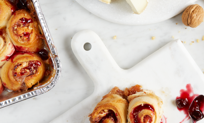 
Baked Brie &amp; Jam Rolls
