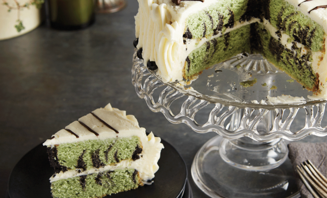 
Green Tea Cobweb Cake

