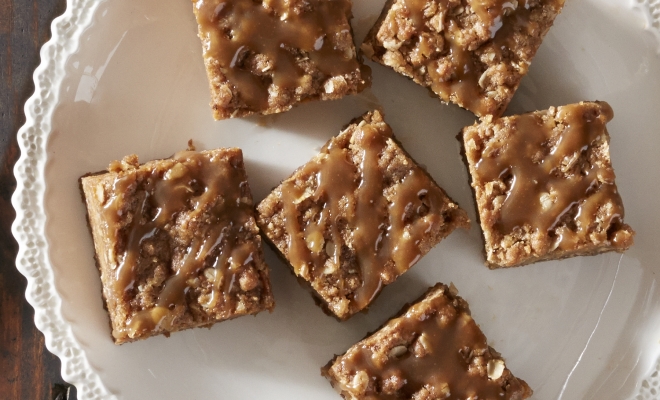 
Pumpkin Caramel Bars
