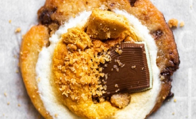 
Campfire Crunch Cookies
