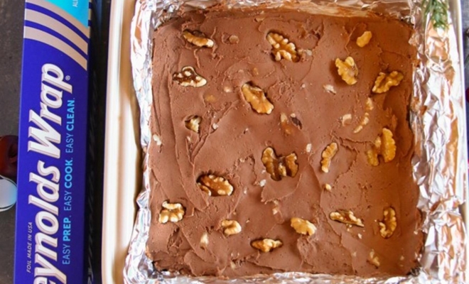 
Easy No-Cook Fudge
