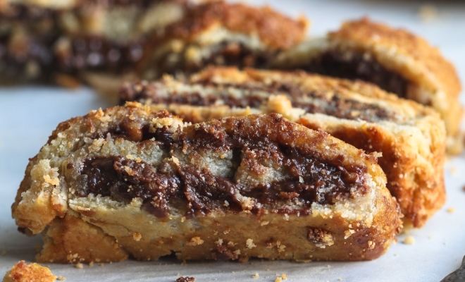 
Chocolate Walnut Pinwheel Cookies
