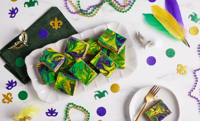 mardi gras cheesecake bars