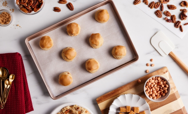 
Caramel Pecan Pie Cookies
