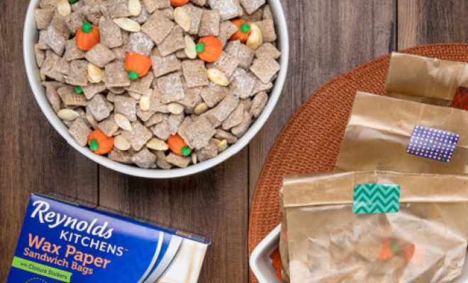 
Pumpkin Spice Puppy Chow
