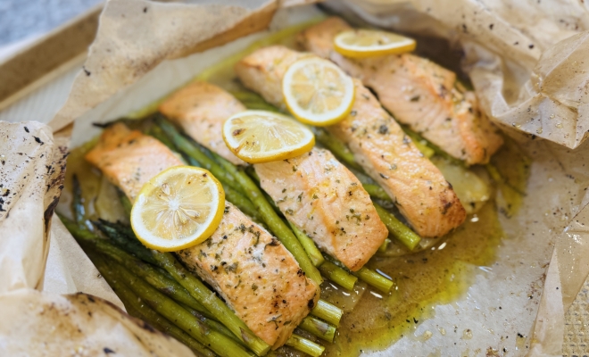 
Lemon Garlic Baked Salmon
