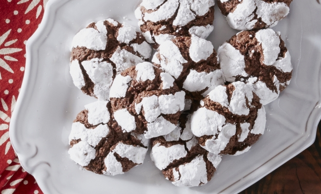 
Chocolate Mint Crinkle Cookies
