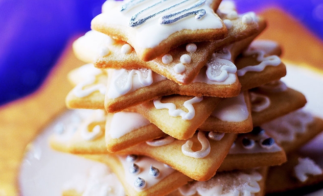 
Brown Sugar Shortbread Holiday Cookies
