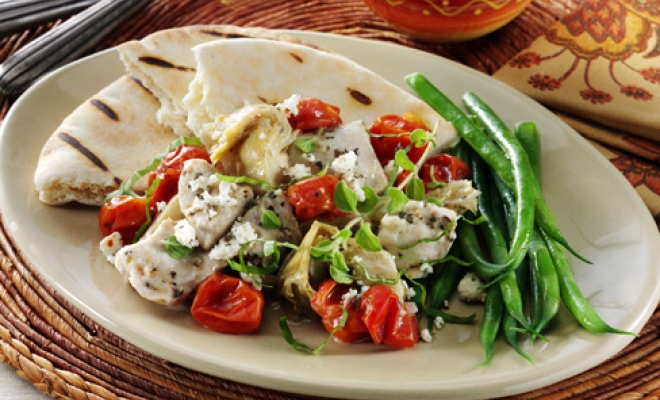 
Greek Chicken with Tomatoes, Artichokes and Feta

