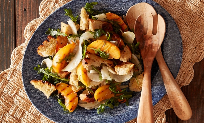 
Grilled Panzanella Salad with Peaches and Fennel
