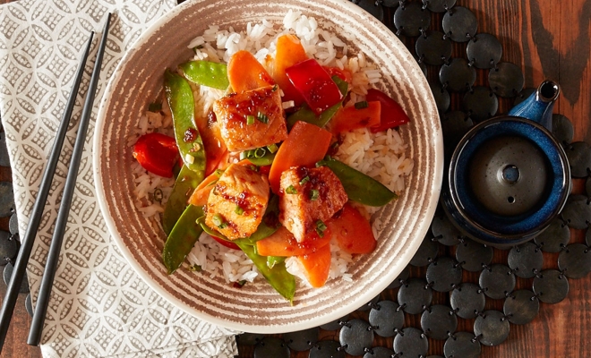 
Spicy Salmon and Vegetable Bowl
