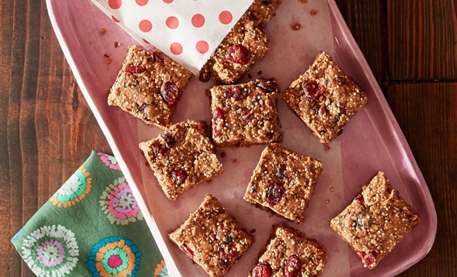 
Quinoa and Cherry Granola Bars
