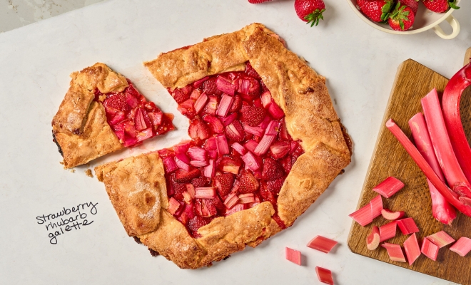 
Strawberry Rhubarb Galette
