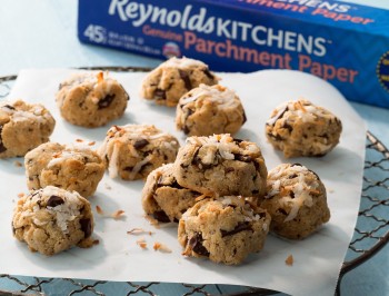 Reynolds Parchment Paper Cookie Baking Sheets (22 ct) Delivery