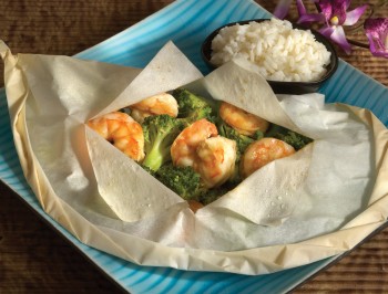 Ginger Shrimp &amp; Broccoli en Papillote