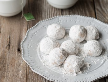 Mexican Wedding Cookies (Polvorones)