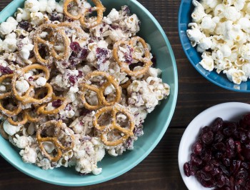 Popcorn & Pretzel Sweet Snack Mix