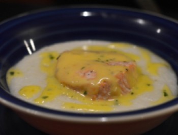 Baked Salmon and Grits with Bernaise Sauce