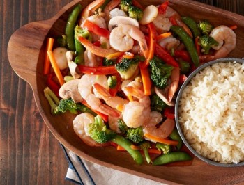 Steamed Garlic Shrimp with Vegetables