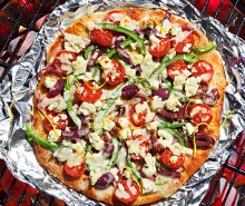 Tips on How to Grill a Greek Pizza