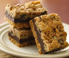 Fudgy Chocolate Chip-Toffee Bars