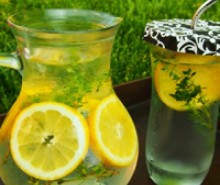 Summer Thyme Spritzer