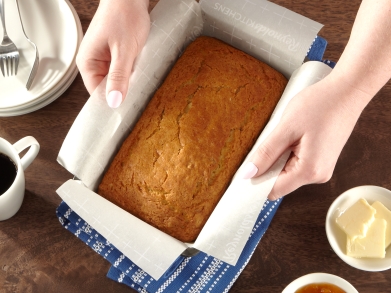 MAKING THE RIGHT CHOICE: WAX PAPER VS. PARCHMENT PAPER FOR COOKING AND BAKING