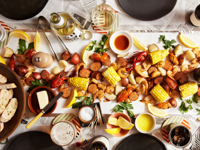 How to Make a Seafood Boil in an Oven Bag